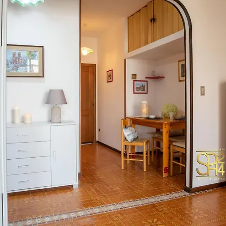 Oltre Il Porto אלגהרו